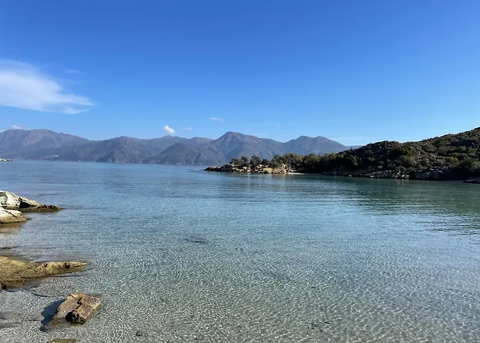 Anna T2 Avec Piscine Et Jardin Prive, Escapade Romantique En Corse ホームステイ