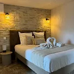 Anna T2 Avec Piscine Et Jardin Prive, Escapade Romantique En Corse Homestay szállás Vescovato