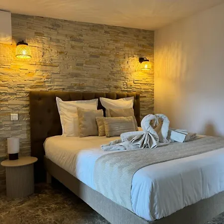 Anna T2 Avec Piscine Et Jardin Prive, Escapade Romantique En Corse Privat bolig Vescovato