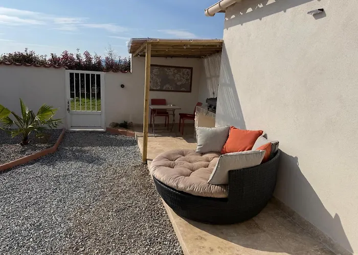 Anna T2 Avec Piscine Et Jardin Prive, Escapade Romantique En Corse Vescovato