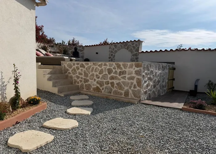Anna T2 Avec Piscine Et Jardin Prive, Escapade Romantique En Corse منزل للإقامة *